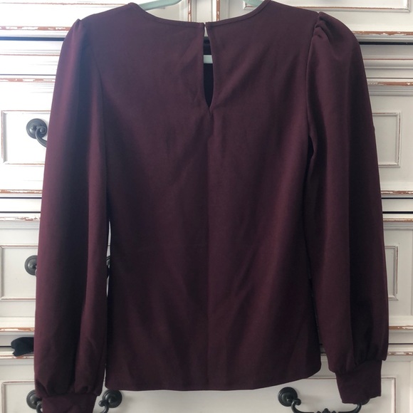 Blouse - Picture 2 of 3